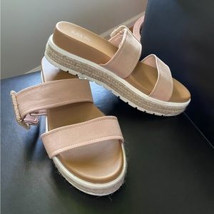 MIA sandals
